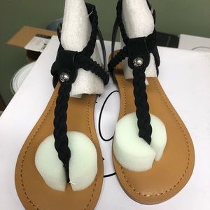 NWT 🏷 🩴 braided gladiator